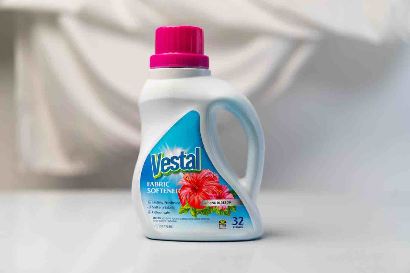 Vestal Spring Blossom Fabric Softner 50.7oz/1.5L